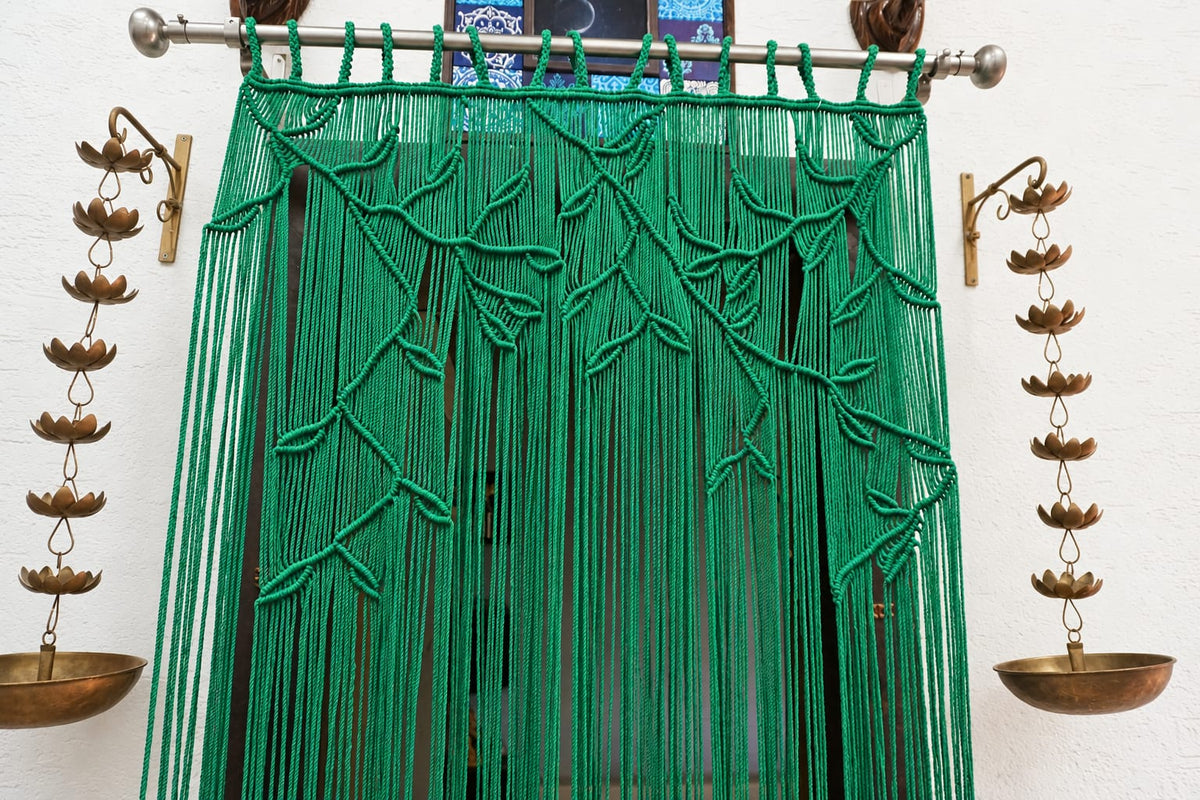 Green Macramé Door Curtain – Boho Room Divider & Home Décor
