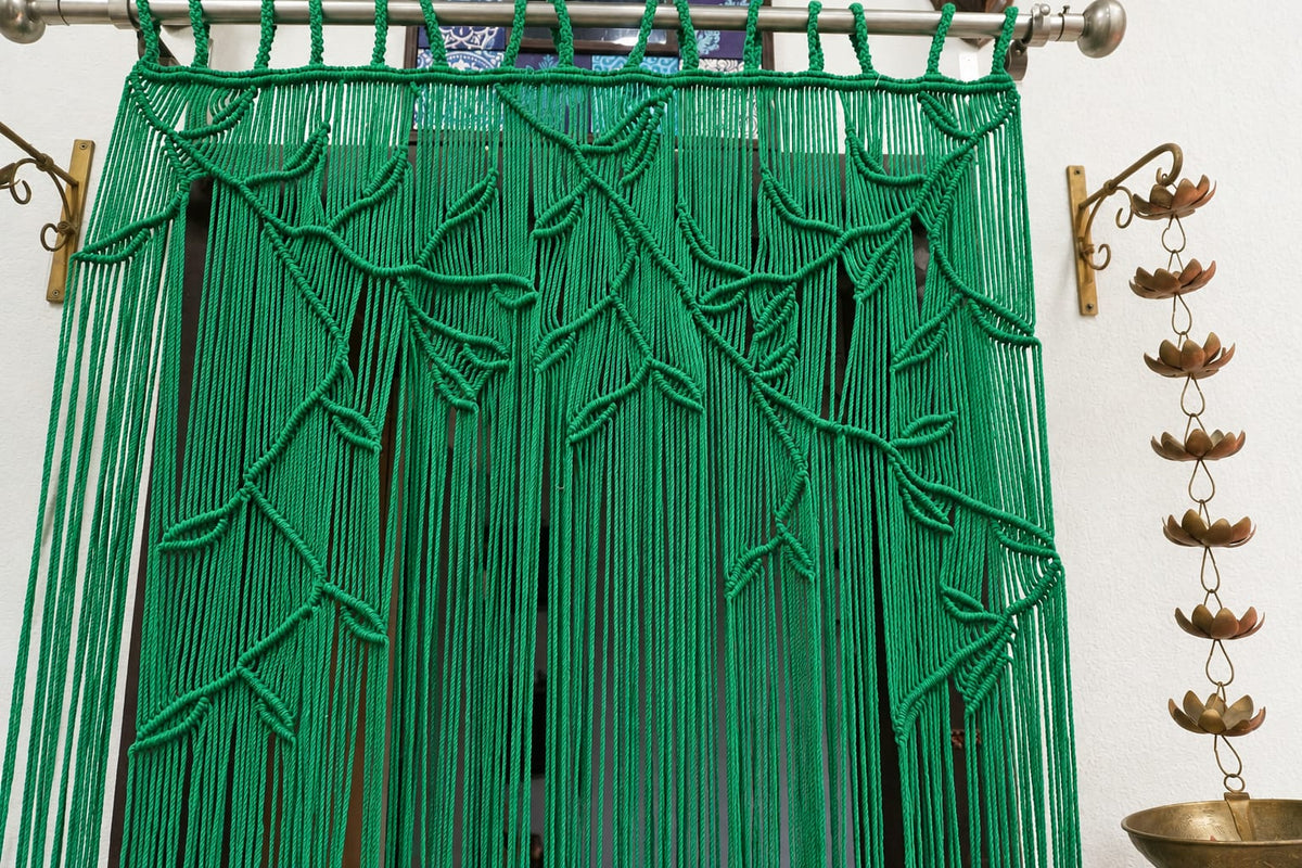 Green Macramé Door Curtain – Boho Room Divider & Home Décor